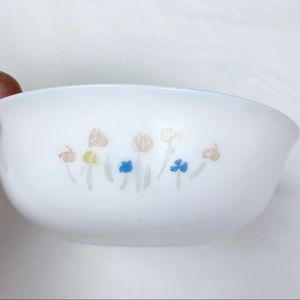 Arcopal France Florine White Milk Glass 3 Coupe Cereal Bowls 8 1/4" Arcopal France Florine White Milk Glass 3 Coupe Cereal Bowls 8 1/4"